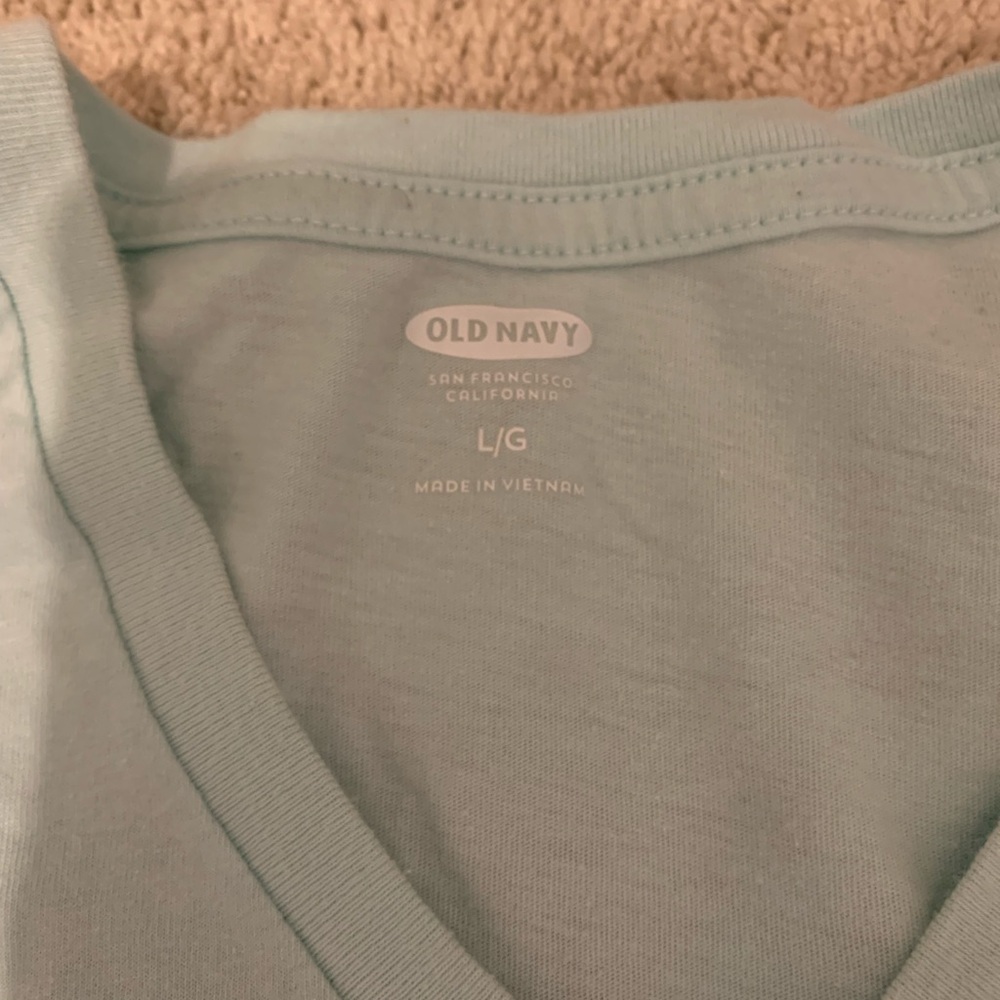 Old Navy Tee Shirt Lot Of 3 Men’s - 2 Larges And 1 XL - Picture 4 of 7